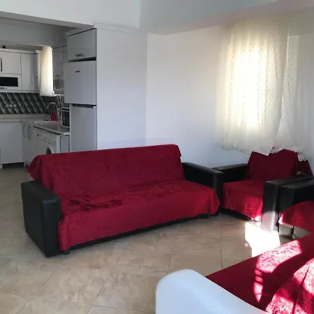 דירה Didim Altinkum Ev *