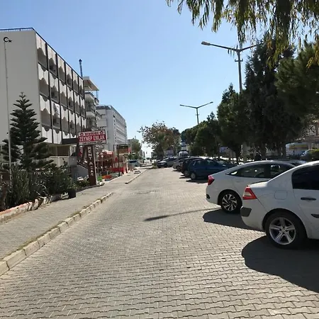 Didim Altinkum Ev * דידים