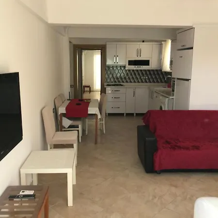 דירה Didim Altinkum Ev *